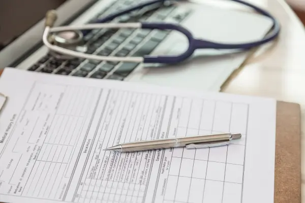 Tramitación de prestaciones e incapacidades